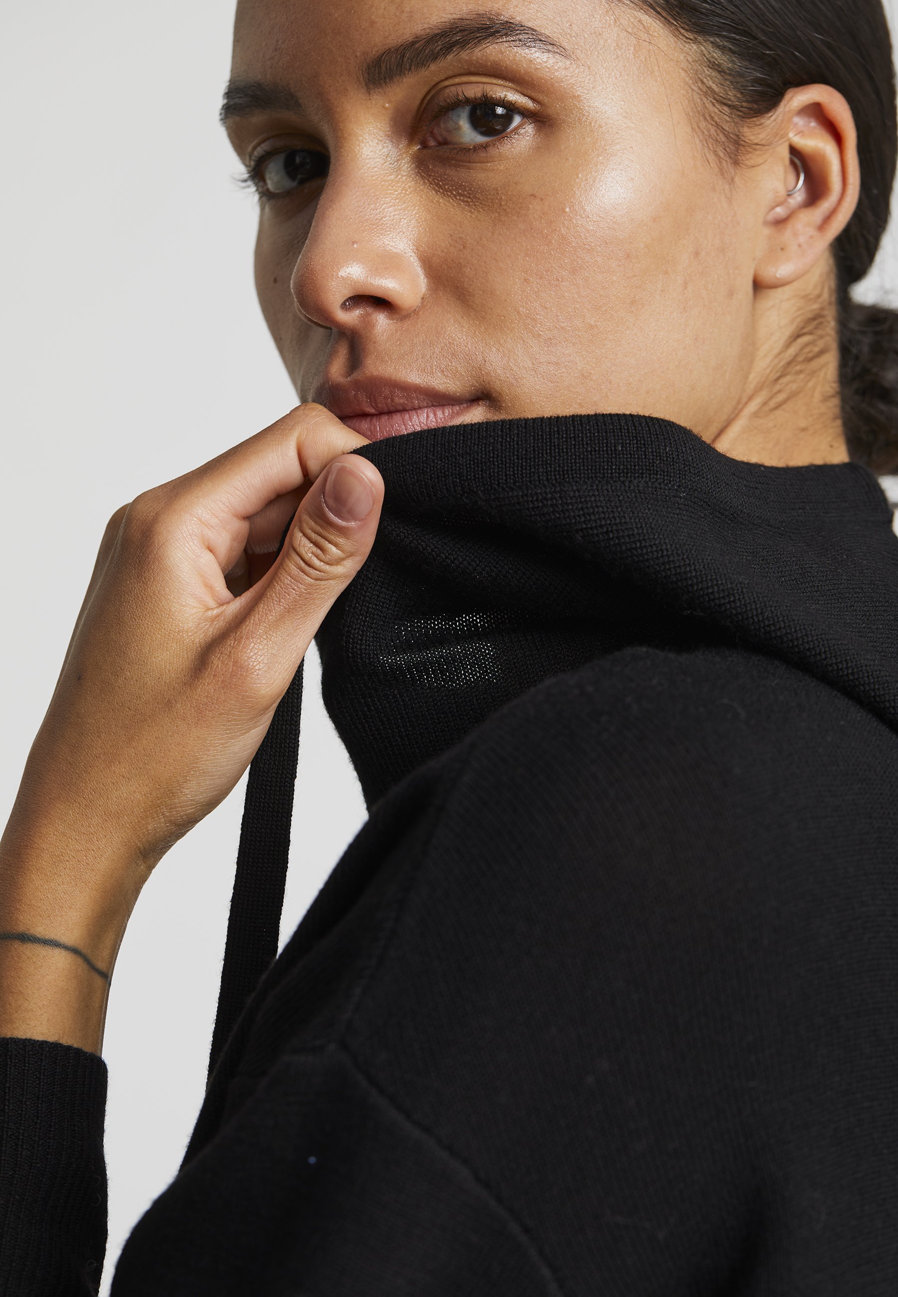 MerinoAire Schnorchel-Kapuzenpullover Damen – Aus RWS-zertifizierter Merinowolle, Atmungsaktiv, Geruchsneutral, Design Seattle