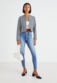 ONLY ONLTERRA JACKET - Žakete - night sky/white