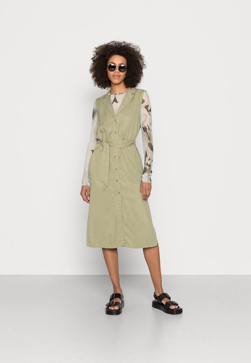 Jeans MAGGIE - Vestido - burnt orange denim/verde oliva jaspeado - Zalando.es