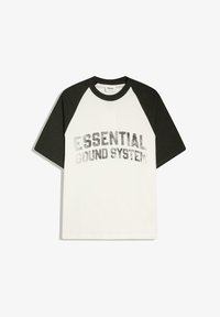 Selected, black