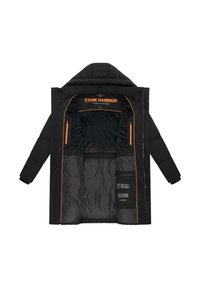 Zwart puffer jack met oranje accenten, voorzien van een ritssluiting aan de voorkant, binnenzakken en een hoge kraag. Gladde textuur met isolatie.