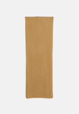 Miękki, prostokątny szalik w kolorze wielbłądzim, złożony wzdłuż, z małym haftowanym logo przy jednym rogu.