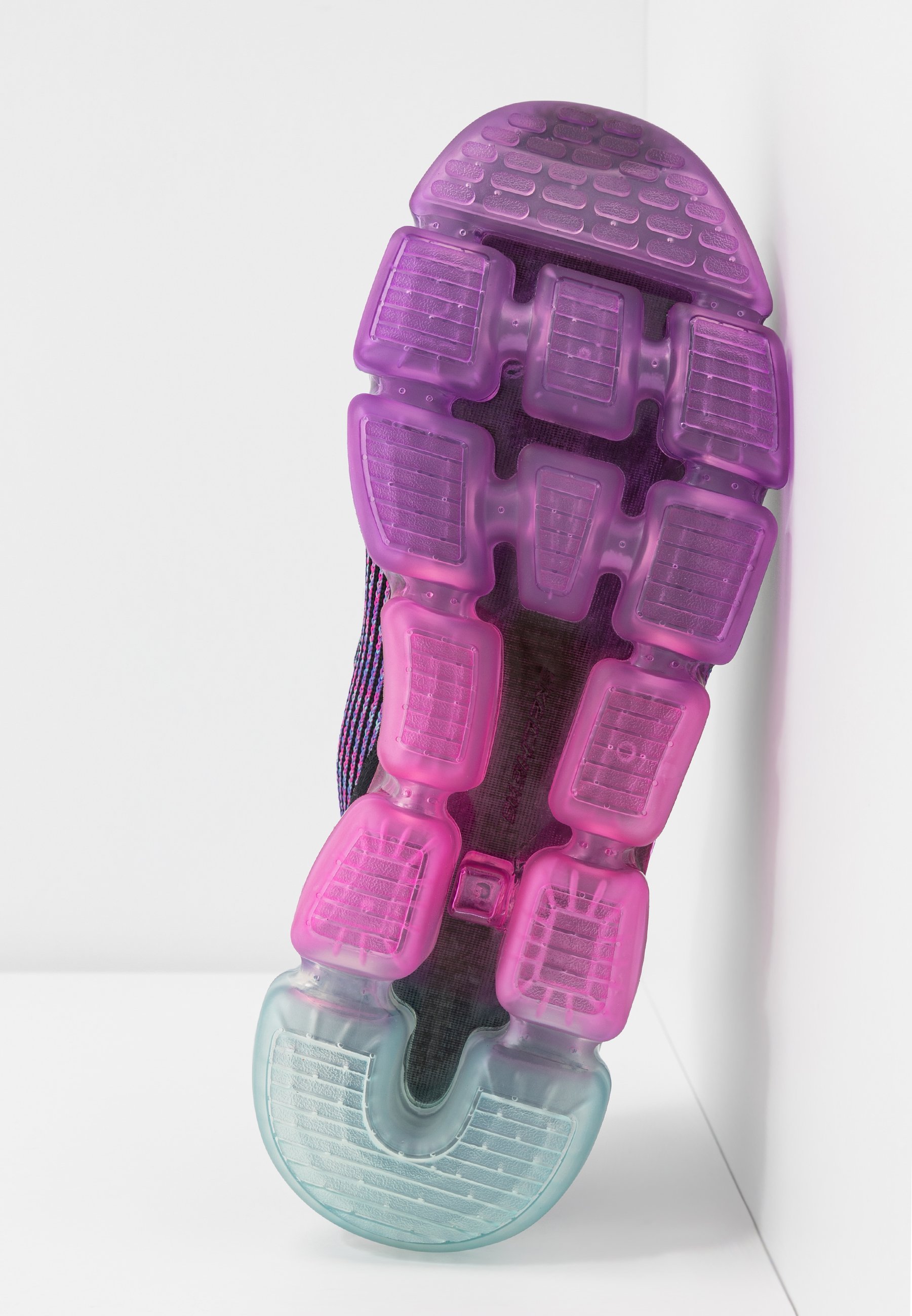 skechers skech 92 trainers in black