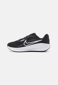DOWNSHIFTER 13 - Chaussures de running sur route - black, white