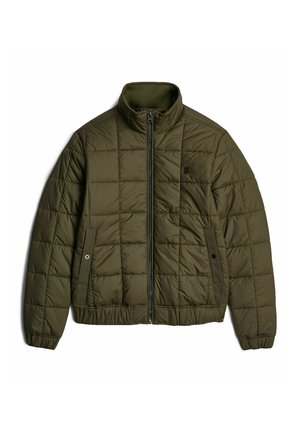Giacca imbottita verde oliva con colletto alto, motivo a trapunte, zip frontale e tasche laterali. Realizzata in materiale morbido e resistente all'acqua.