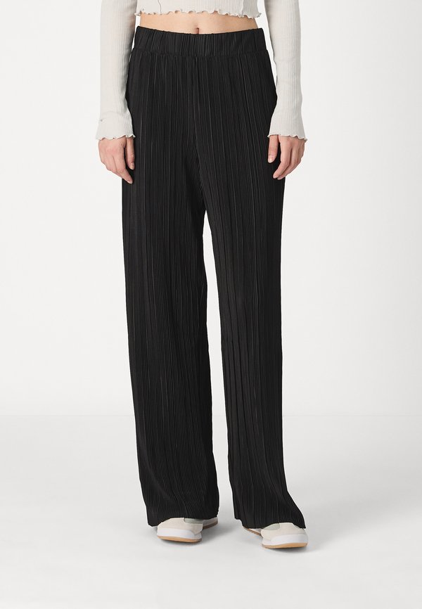 ONLRAVENNA PANT  - Trousers
