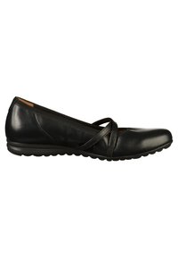 Chaussure plate en cuir noir avec brides croisées et semelle texturée, conçue pour un usage décontracté ou au bureau.