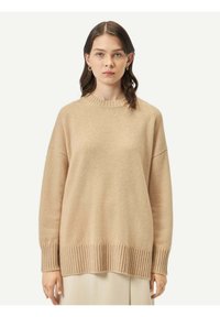 GOBI Cashmere LOCKER GESCHNITTENER  - Stickad tröja - beige