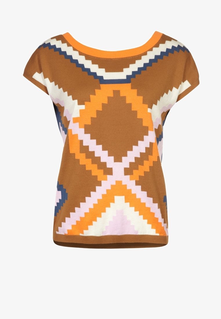 Kortärmad stickad topp med ett geometriskt mönster i brunt, orange, vitt, rosa och blått. Rundad halsringning och avslappnad passform.