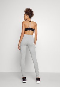 adidas Sportswear Tamprės - medium grey heather/white