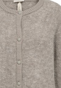 Lichtbeige cardigan gemaakt van zachte stof, met een ronde halslijn, getextureerde brei-afwerking en decoratieve ronde knopen aan de voorkant.