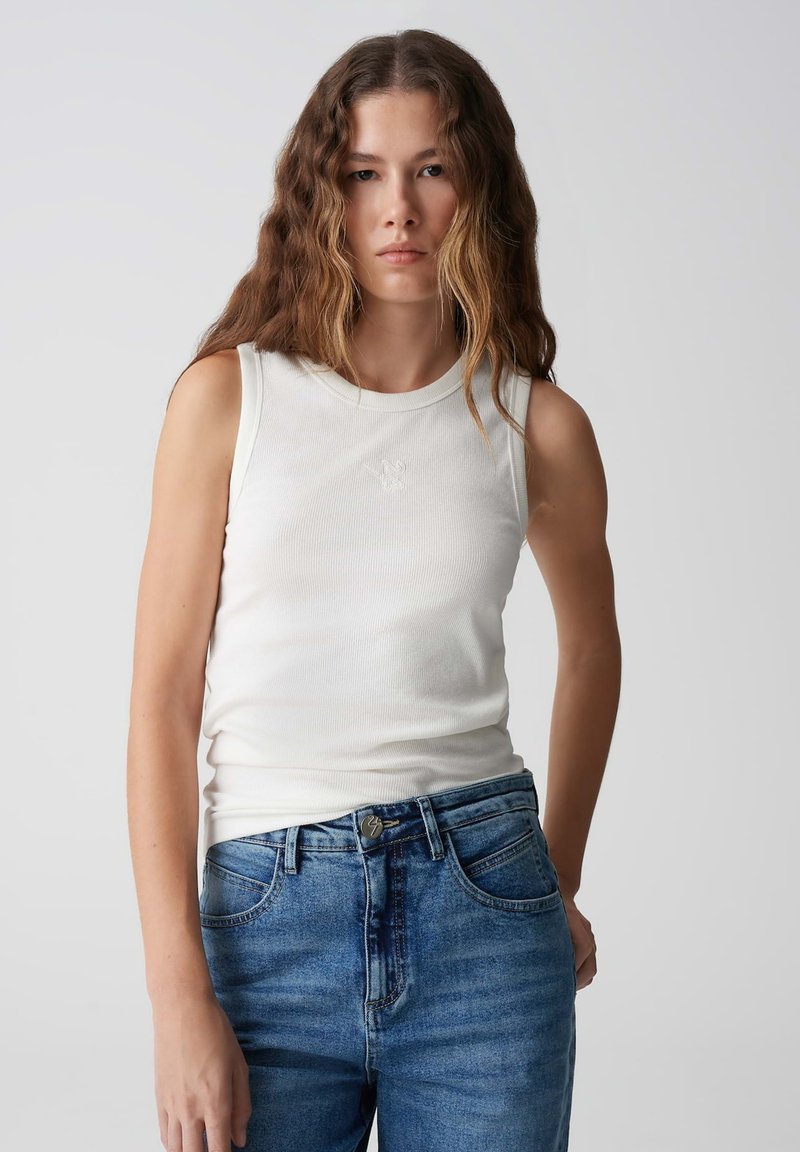OPUS - ILESSO EMBROIDERED - Top - milk, Enlarge