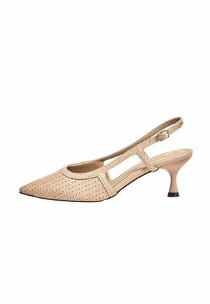 Décolleté beige intrecciato con punta affusolata, design con ritagli e tacco kitten di 5 cm. Materiale liscio e accentuazione della suola nera in contrasto.