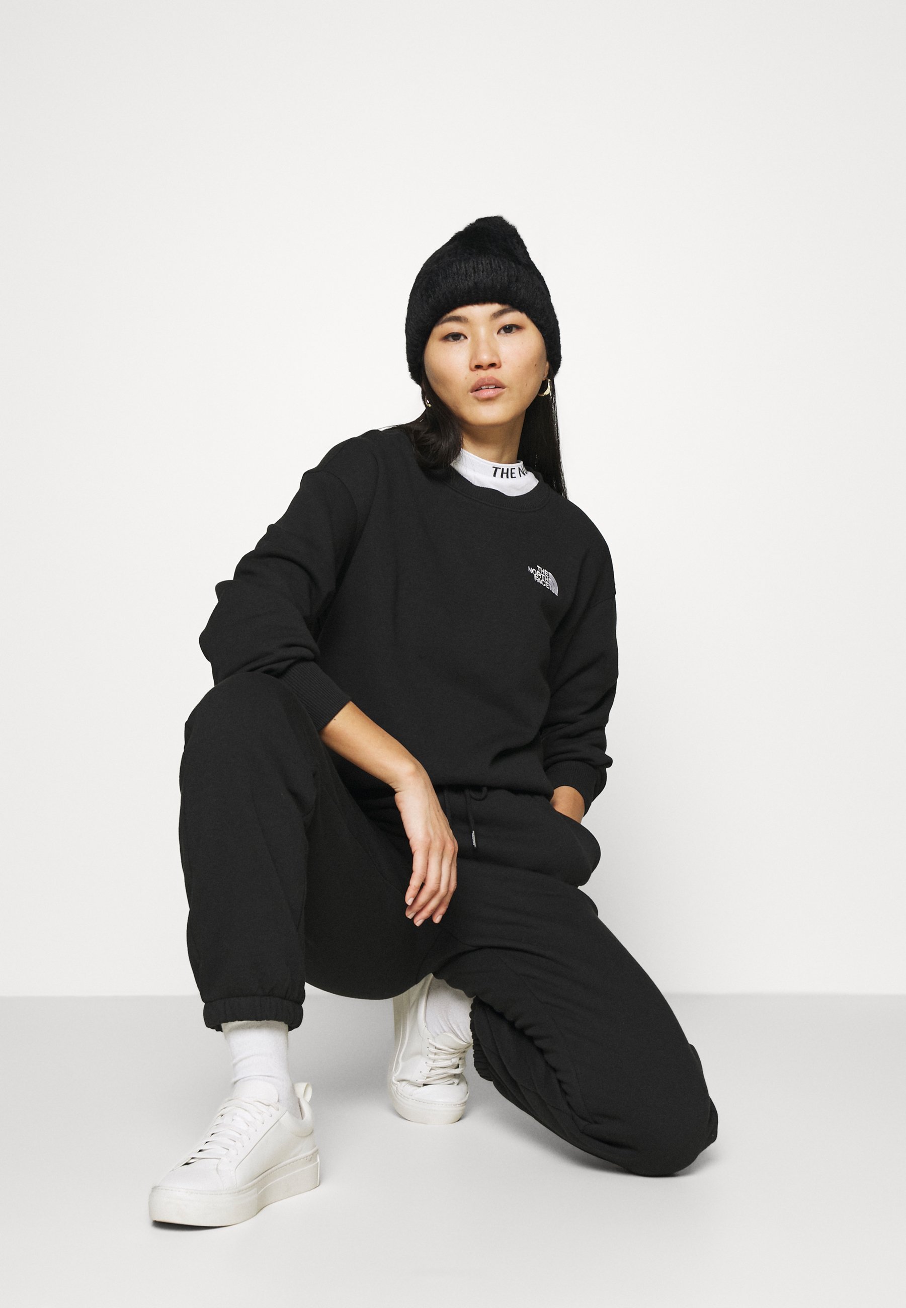 The North Face OVERSIZED ESSENTIAL CREW 
