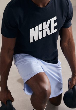 Sports T-shirts - black