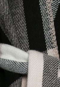 Thumbnail-Bild 3