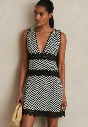 Reiss REGULAR FIT-SOPHIA ZIG-ZAG PRINT - Freizeitkleid - navy