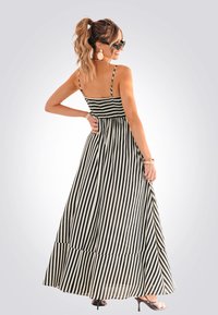 Cupshe CHIC STRIPED - Maxi-jurk - black
