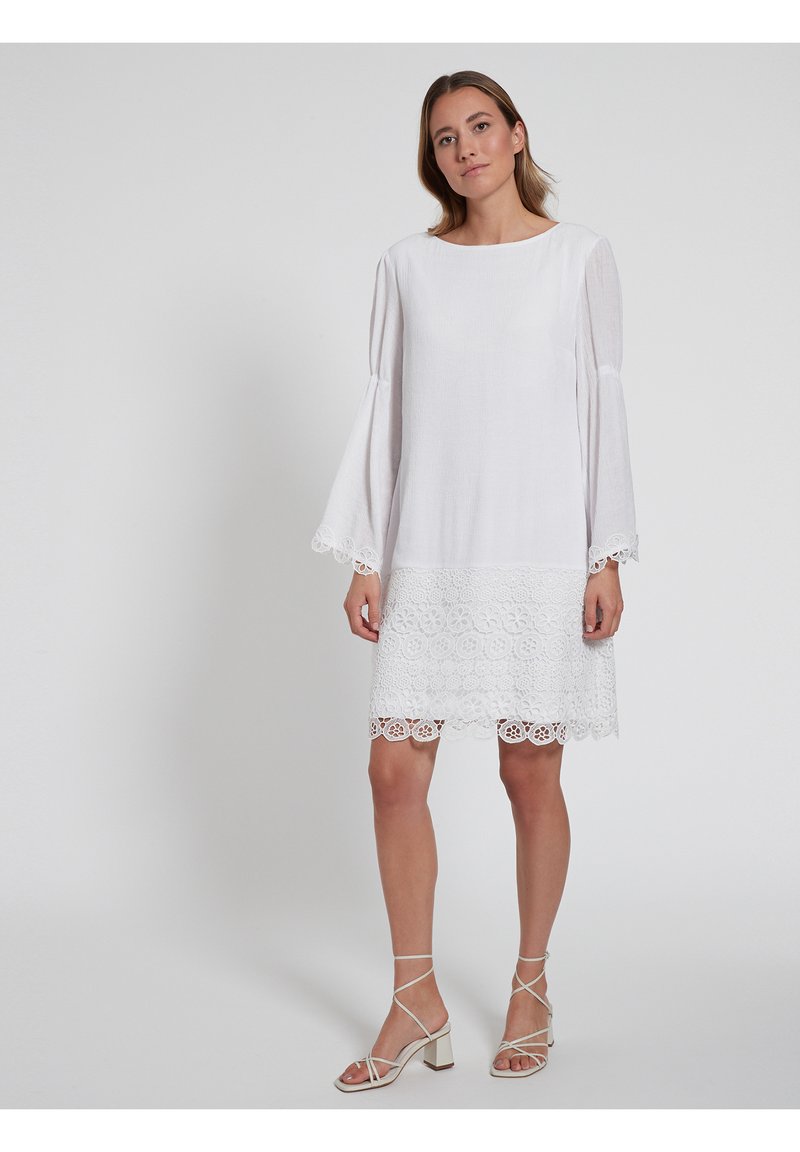 Damen Freizeitkleider | Ana Alcazar GABENA Strickkleid weiß - NU69668 Damen Freizeitkleider | Ana Alcazar GABENA Strickkleid weiß - NU69668