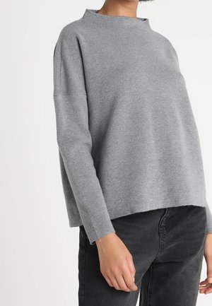 Sweter