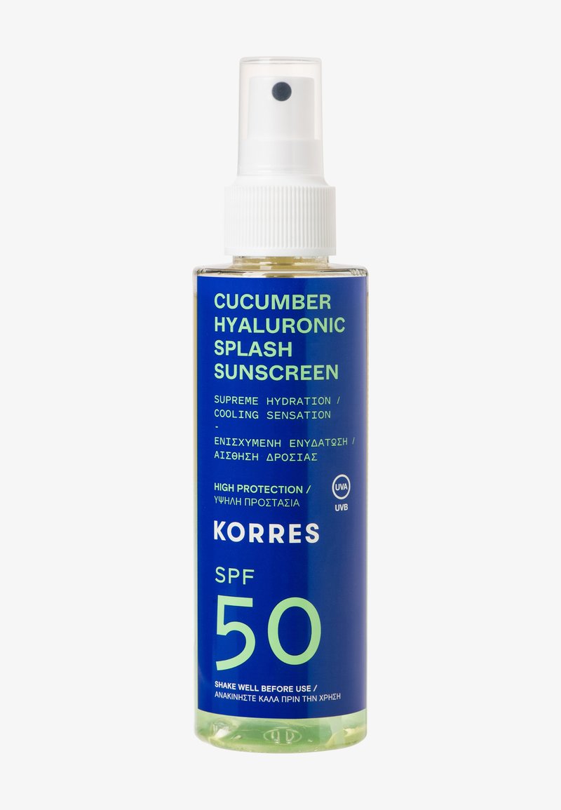 Sprühflasche von Korres Gurken Hyaluron Splash Sonnenschutz mit LSF 50, gekennzeichnet für Feuchtigkeitsspendung, kühlendes Gefühl und hohen UVA/UVB-Schutz.