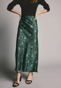 Next REGULAR FIT - PRINTED MIDI - A-Linien-Rock - dark green
