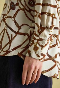 Tom Joule REGULAR FIT - Hemdbluse - cream multi