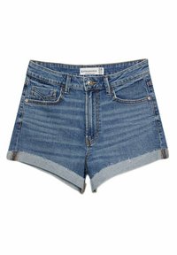 Shorts de mezclilla con dobladillo deshilachado, lavado azul claro, diseño de cinco bolsillos y textura desgastada. Cuenta con cierre frontal de botón y cremallera.