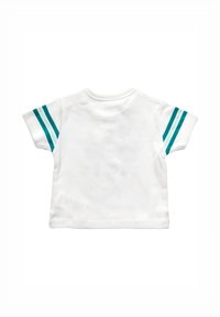 Hvid kortærmet t-shirt med teal-stribede detaljer på ærmerne. Blødt stof med rund halsudskæring og en afslappet pasform.