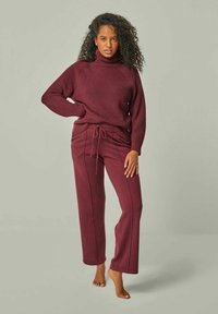 YOU LOOK PERFECT EVE - MERINO KNIT SWEATER WITH STAND-UP COLLAR - Strickpullover - bordeaux