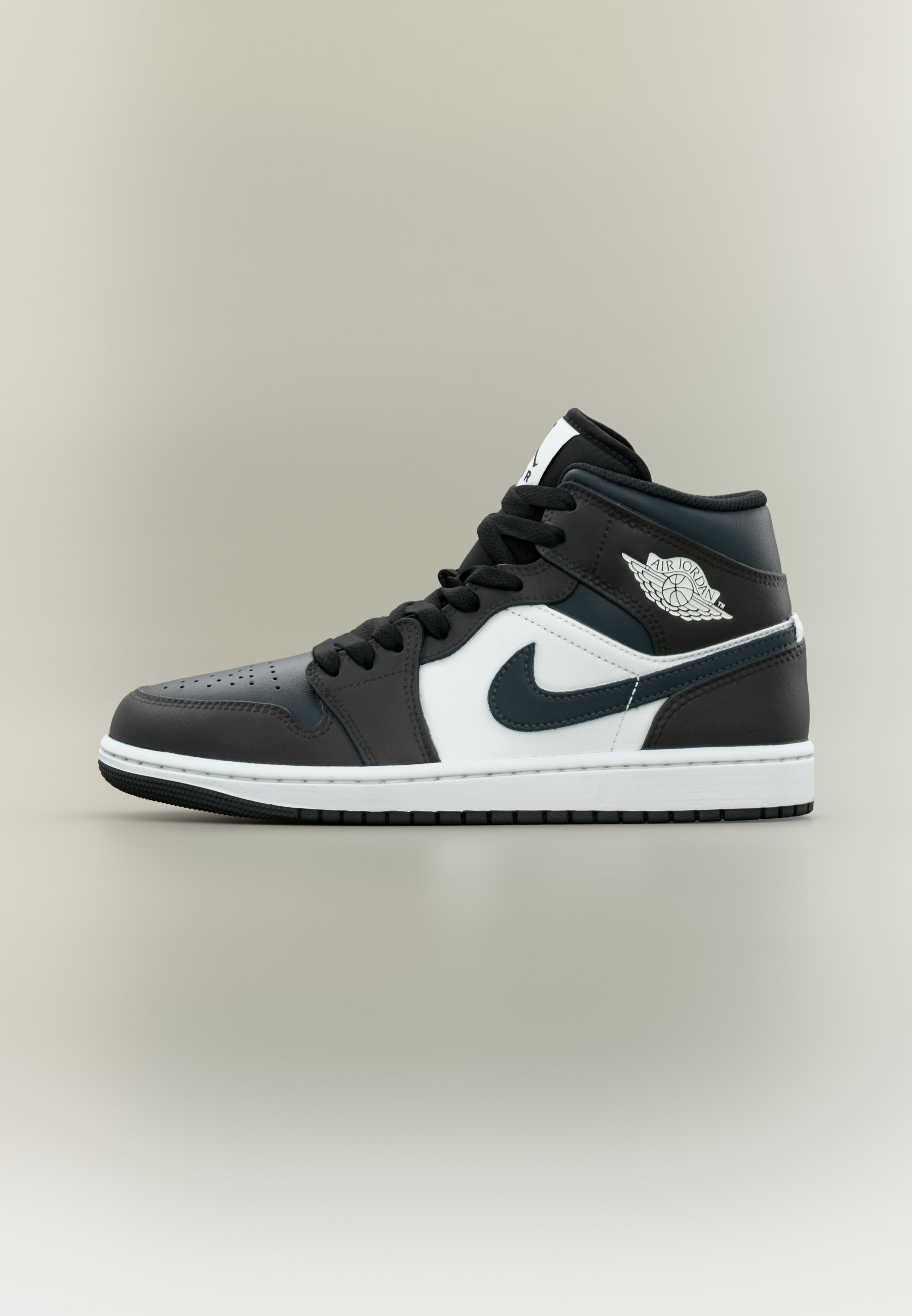 jordan wmns air jordan 1 mid sneakers