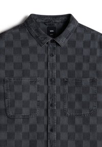 Korte mouwen, zwart en grijs geruit overhemd met een button-down kraag, twee zakken en een textuurstof.