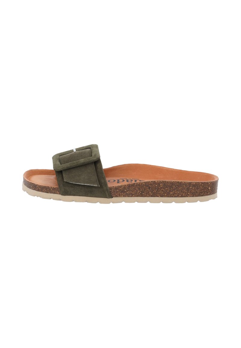 Groene suède sandalen met een brede band en een decoratieve gesp. Kurkachtige tussenzool en beige rubberen buitenzool, ontworpen voor comfort.