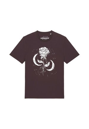 Dunkelbraunes T-Shirt mit kurzen Ärmeln und einem weißen Grafikdesign mit Rose und Halbmond zentriert auf der Vorderseite.