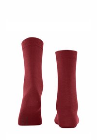 FALKE SOFT - Socken - scarlet