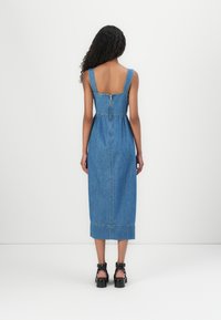 Marc O'Polo DENIM MAXI LENGTH APRON NECK - Denim dress - aqua