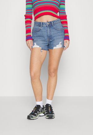 Noisy May Petite NMDREW DEST SHORTS  - Farkkushortsit - medium blue denim