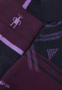 Smartwool WOMEN'S SKI FULL CUSHION OTC SOCKS - Sports socks - purple iris