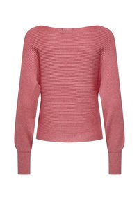 Pull-over côtelé rose pâle à manches longues et design décolleté épaule, présentant une texture lisse et des détails de couture minimalistes.