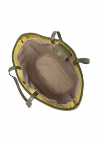 Borsa tote verde oliva con fodera metallica dorata testurizzata, interno beige e una piccola tasca removibile. Due manici per il trasporto.