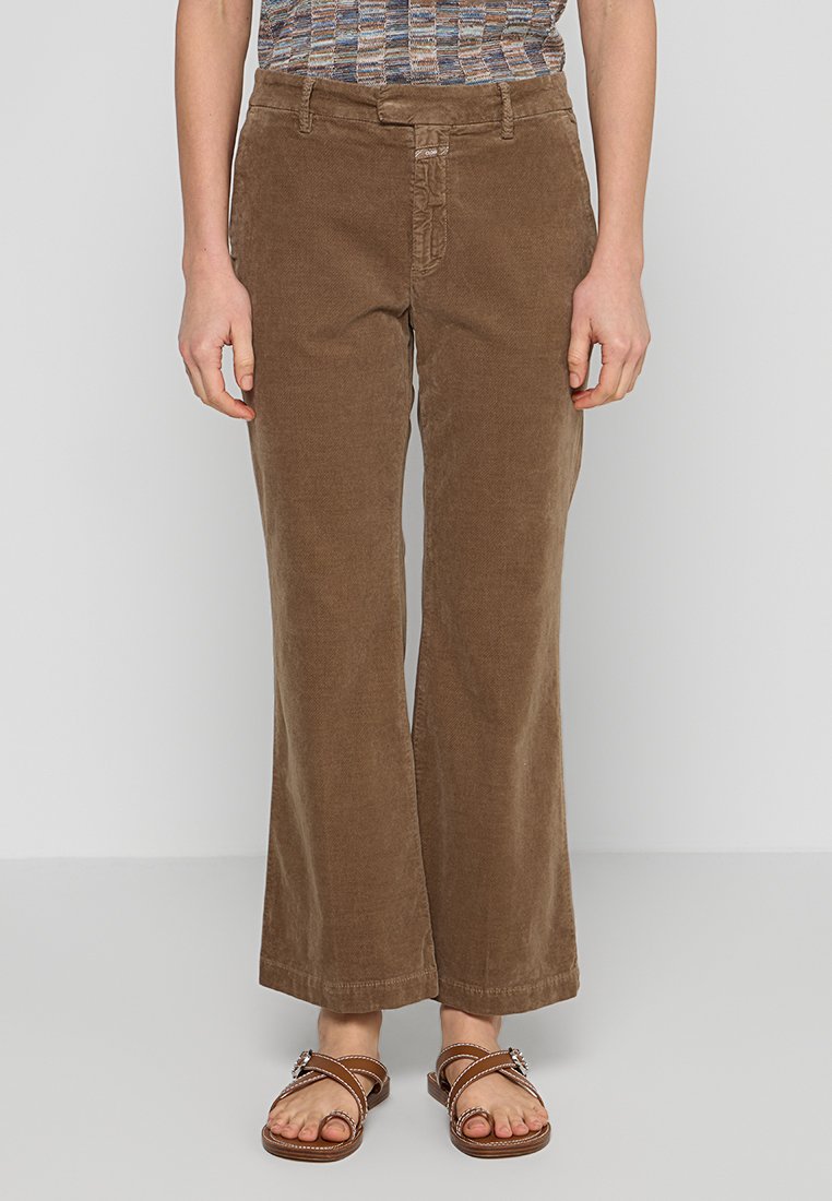 closed Broek bruin closed Broek bruin