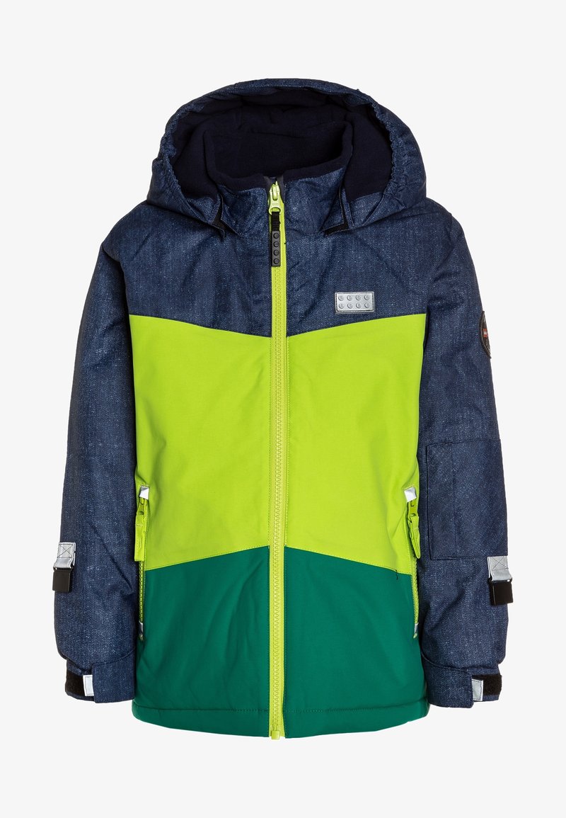 Giacca invernale per bambini con cappuccio, spalle e maniche blu navy, petto verde lime e parte inferiore verde scuro, chiusura con zip frontale.