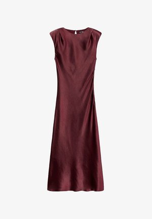 Robe midi sans manches bourgogne avec fronces sur les côtés et une petite fermeture à bouton à l'arrière du cou.