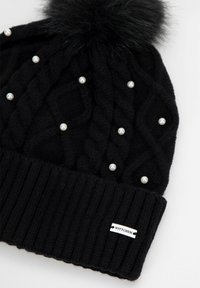 WITTCHEN Čepice - black