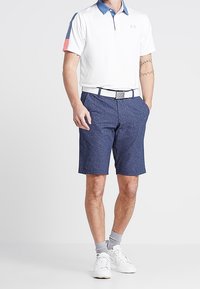 Under Armour Ulkoshortsit - green