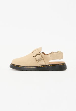 Dr. Martens, JORGIE J MULE UNISEX - Pantolette flach - light tan
