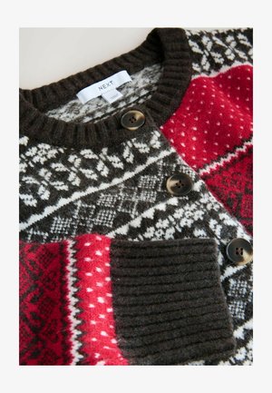 Mezgimo kardiganas su raudonai juodais raštais, turintis banguotą apykaklę, keturis tamsius mygtukus ir tekstūruotą kišenę.