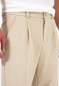 Just Like You WITH ELACTIC WAIST - Broek - beige