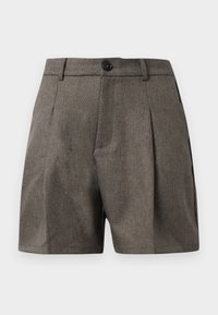 Bruine op maat gemaakte stoffen shorts met plooien aan de voorkant, riemlussen, zijzakken en een zwarte knoopsluiting bij de taille.