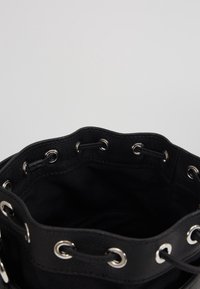 KARL LAGERFELD Handväska - black